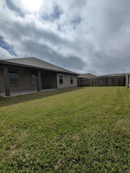 Building Photo - 3518 Windham Way