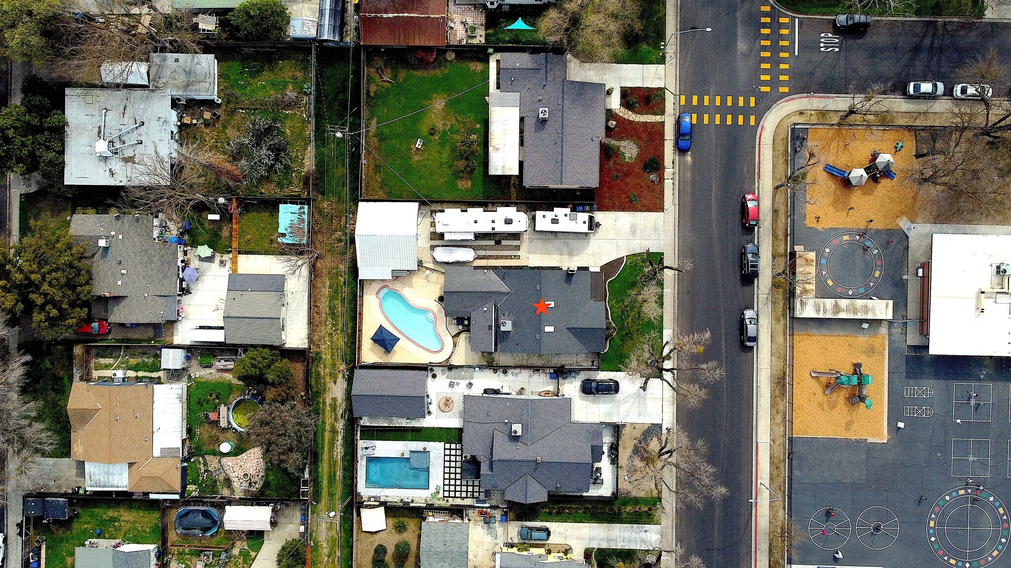 Building Photo - 204 N Santa Ana Ave