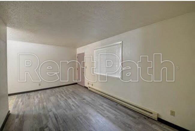 Building Photo - 412 S Asbury St