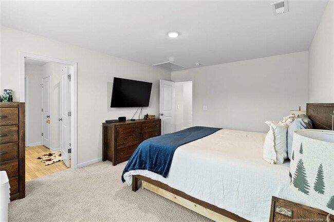 Building Photo - 4993 Blue Springs Rd