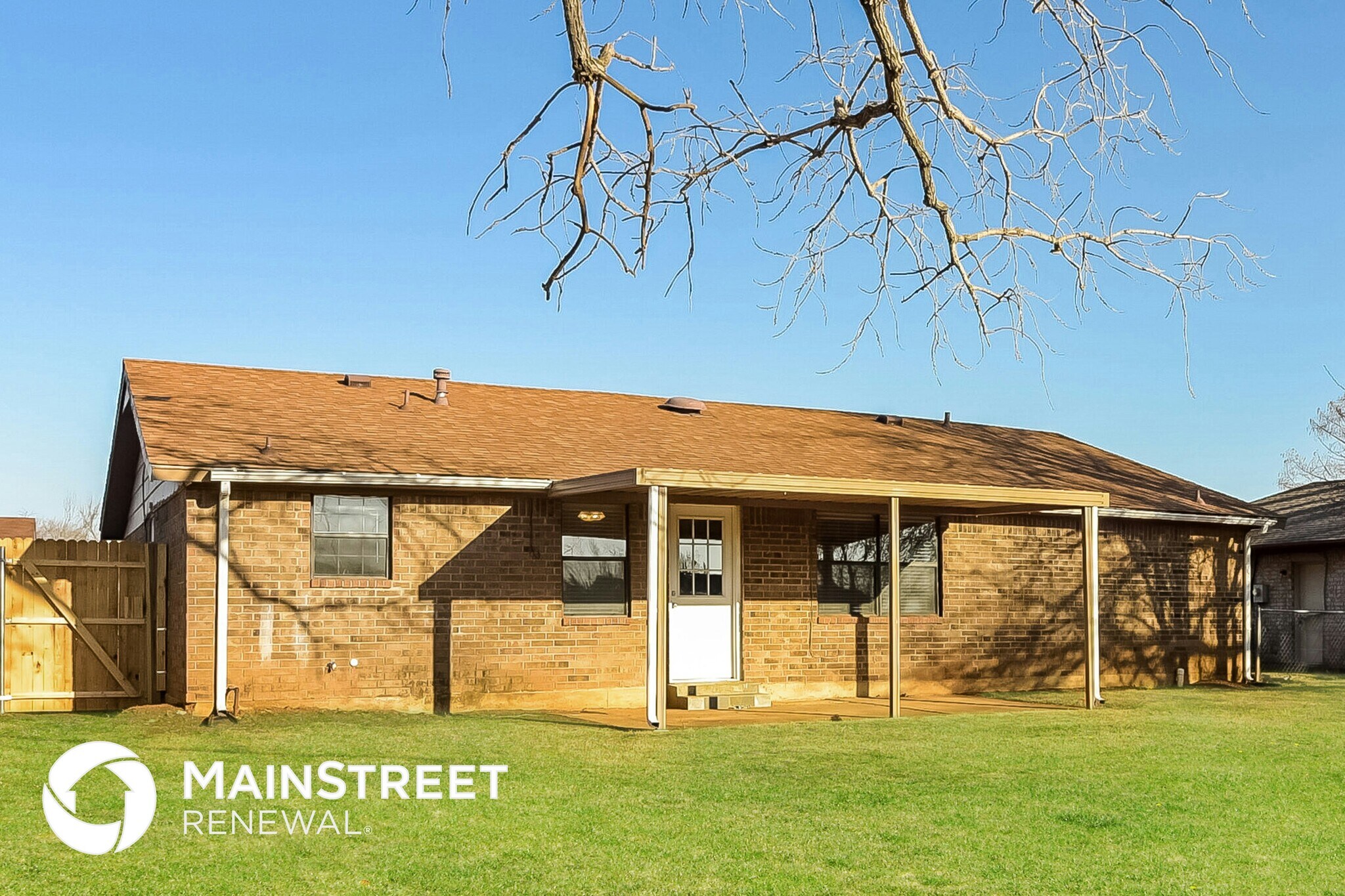Building Photo - 1105 S Avery Dr