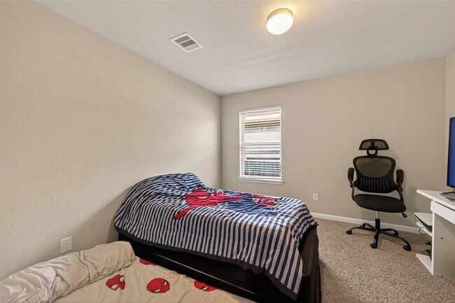 Building Photo - 18306 Pelham Holw Trl
