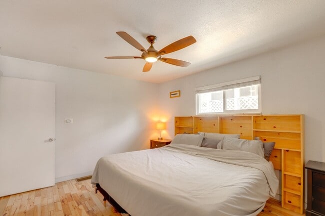 Building Photo - Charming 2Bed 2bath House in Denver