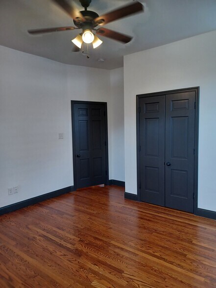 Building Photo - 4214 Chouteau Ave