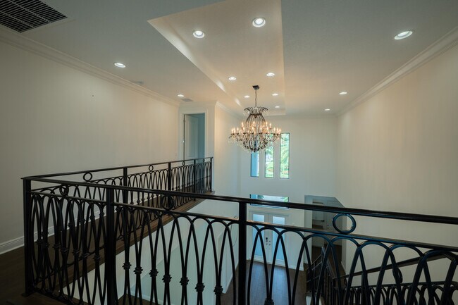 Building Photo - 13026 Artisan Cir