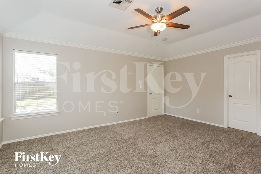 Building Photo - 18418 Polo Meadow Dr