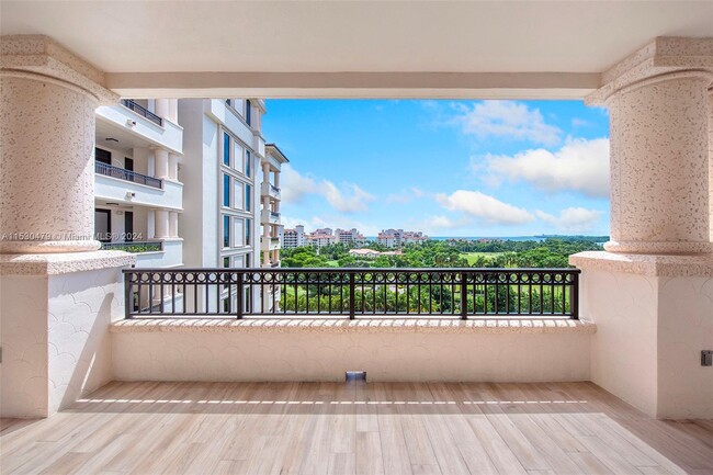 Building Photo - 6800 Fisher Island Dr