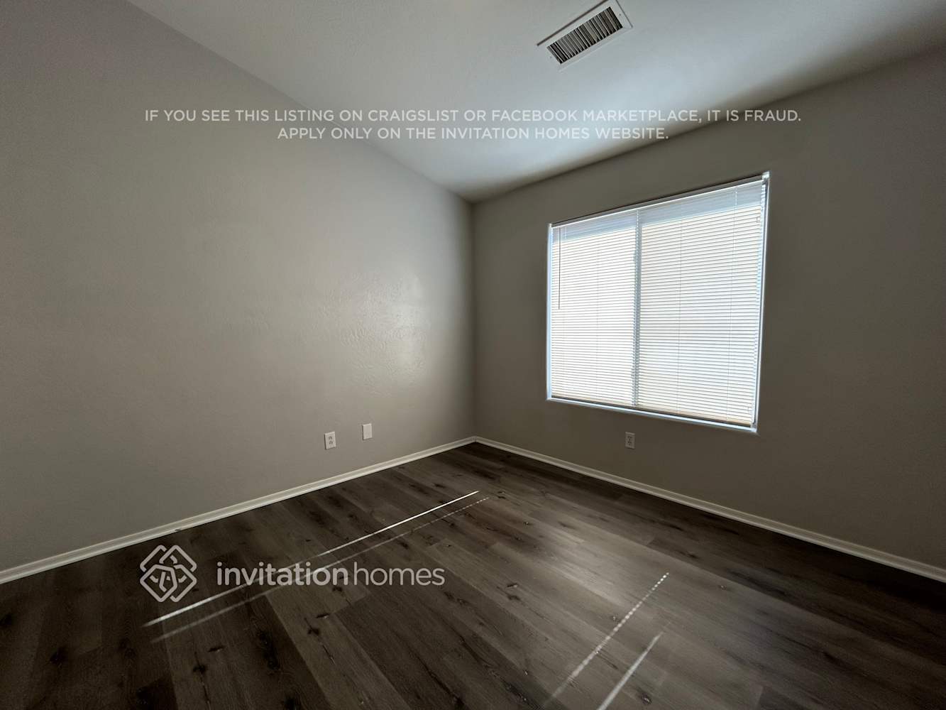 Building Photo - 8524 W Chickasaw St