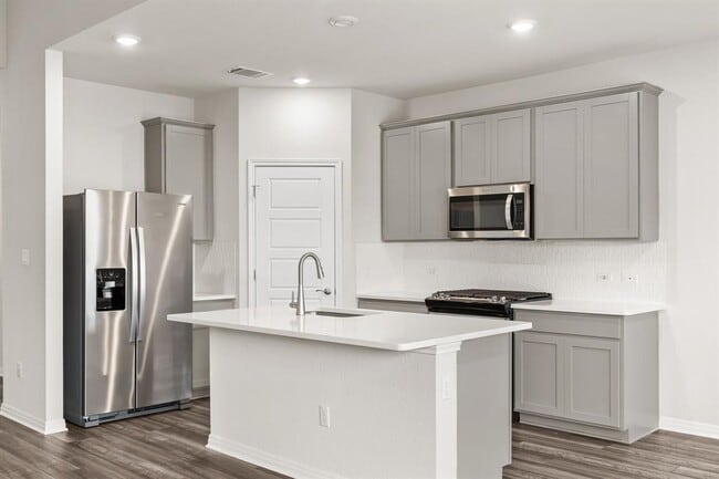 Building Photo - 631 Wild Spur Ln