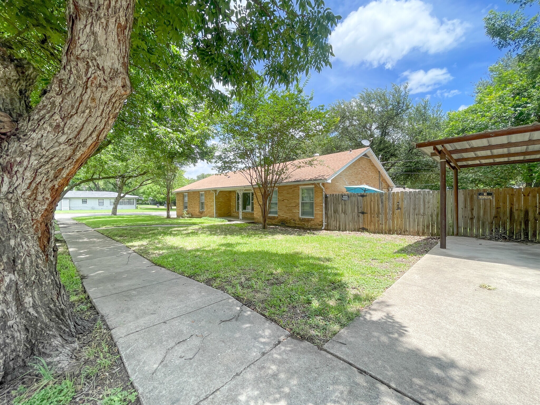 Building Photo - 4500 Anlo Ave