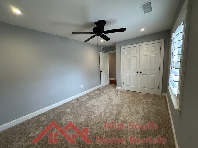 Building Photo - 1965 Cordes Rd