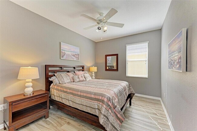 Building Photo - 135 River Enclave Ct
