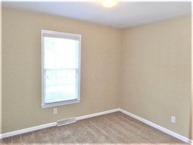 Building Photo - 222 Flagstar Ct