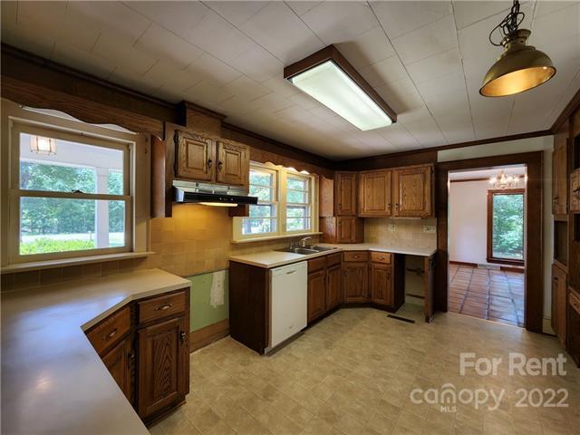 Building Photo - 16301 US-52