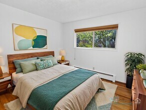Building Photo - 1 Bedroom Condo Near OHSU + Parking