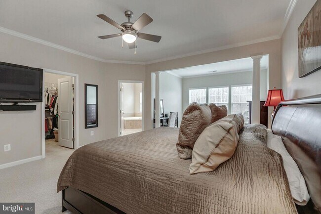 Building Photo - 22941 Chinkapin Oak Terrace