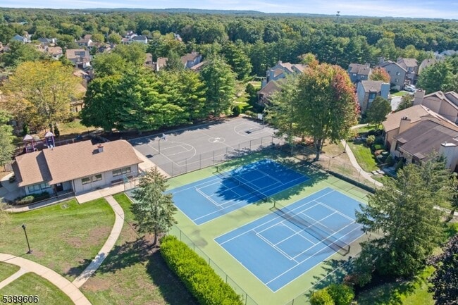 Building Photo - 160 Goldmine Ln