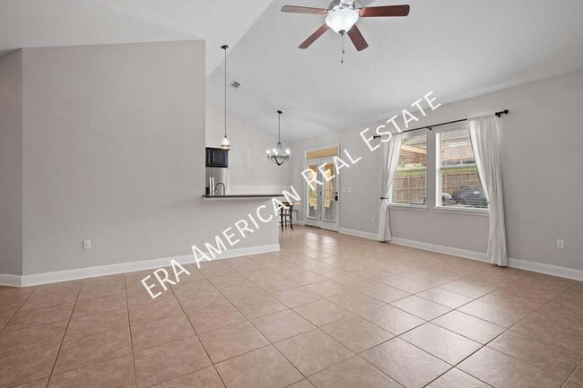 Building Photo - 321 Scotch Pine Ln