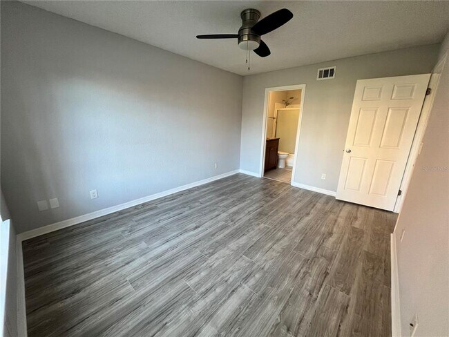 Building Photo - 10200 Gandy Blvd N