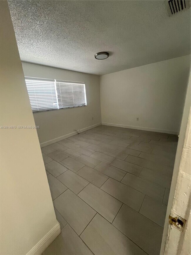 Building Photo - 15609 SW 73rd Cir Terrace