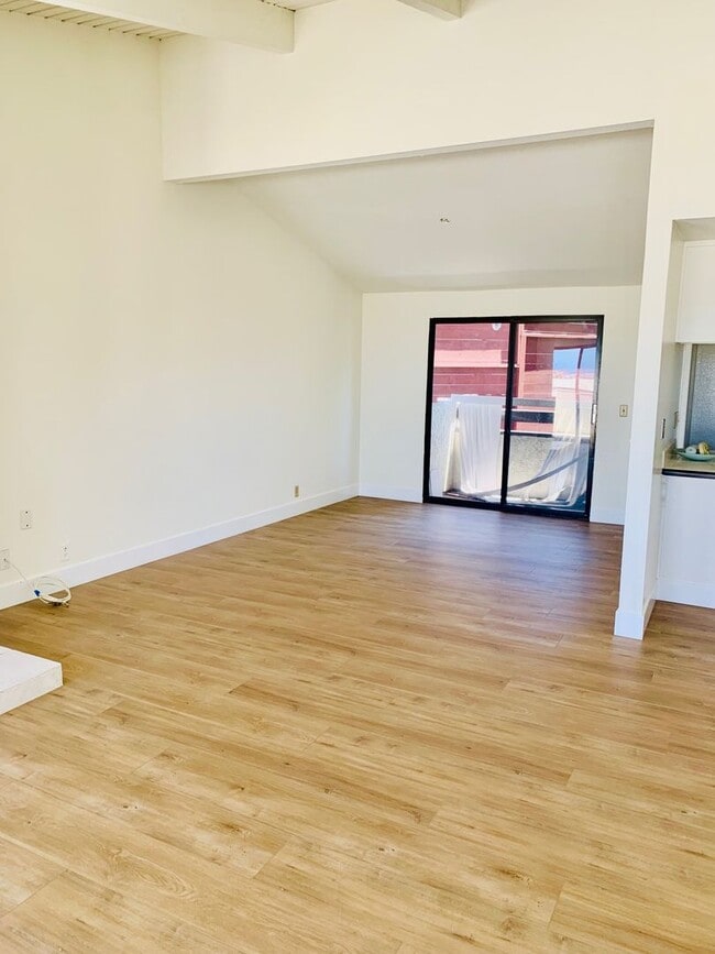 Building Photo - Unbeatable Location! Ocean View two bedrooms and two bathrooms two story condo with gated undergr...