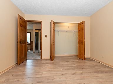 Building Photo - 16203 Fox Ct