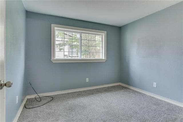 Building Photo - 2310 Ridgedale Dr