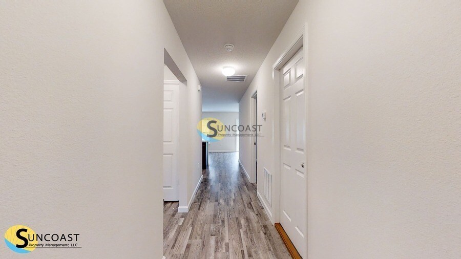 Building Photo - 11 Zorlou Ct