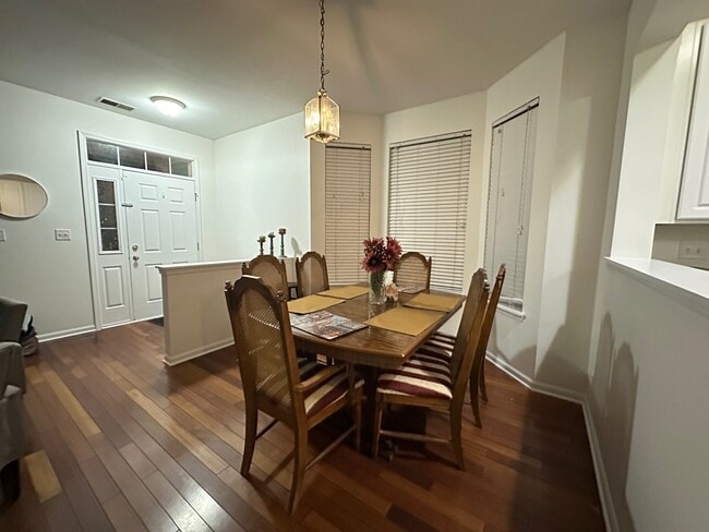 Building Photo - 2600 Providence Ave