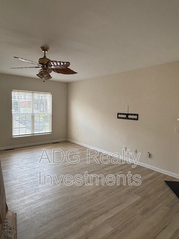 Building Photo - 5478 Werburgh St