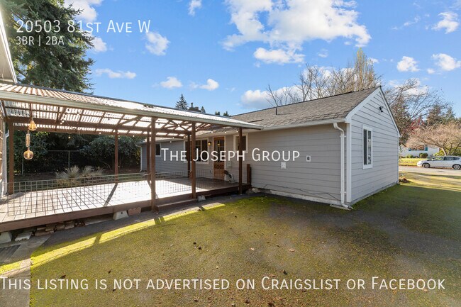 Building Photo - Open and bright 3 bed/1.75 bath in Edmonds!