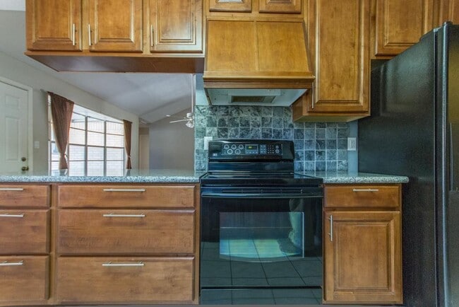 Building Photo - 5403 Timpani Dr