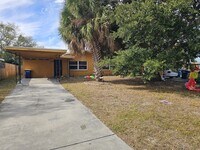 Building Photo - 500 N Mars Ave