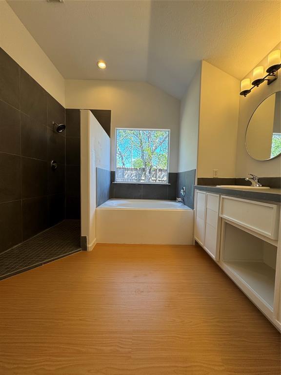 Building Photo - 19322 Pinewood Bluff Ln