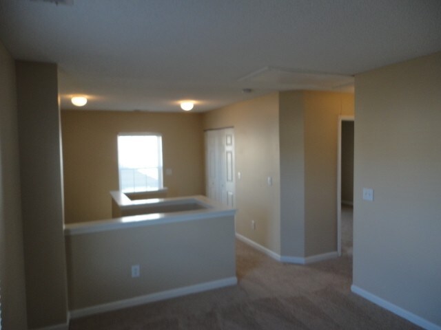 Building Photo - 6021 Ladish Ln