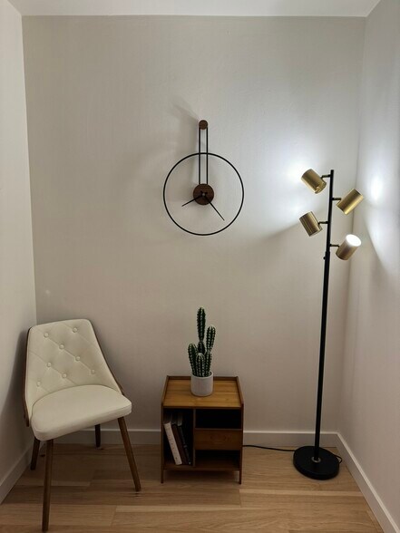 Building Photo - 13814 W Robin Trl