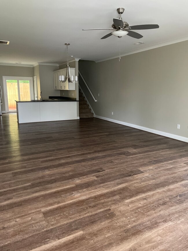 Building Photo - 108 Solis Ct