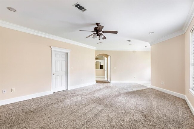 Building Photo - 108 Harbour Town Cir