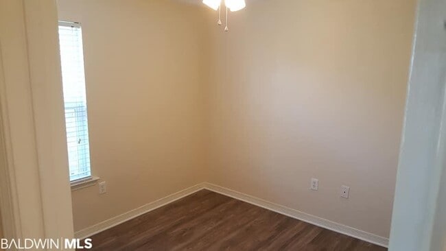 Building Photo - 1470 Majesty Loop