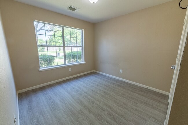 Building Photo - 20606 Bishops Gate Ln