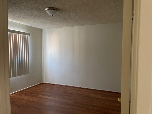 Bedroom - 14011 Sherman Way