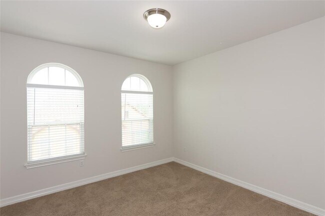 Building Photo - 12205 Terraza Cir