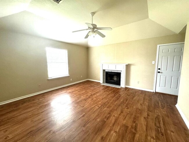 Building Photo - 117 Quail Cove