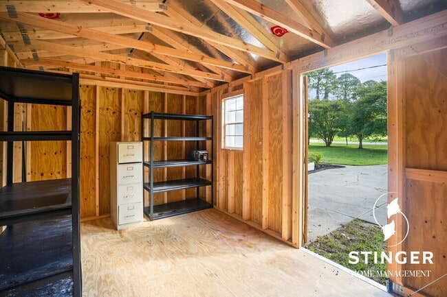 Building Photo - 1713 Drayton Dr
