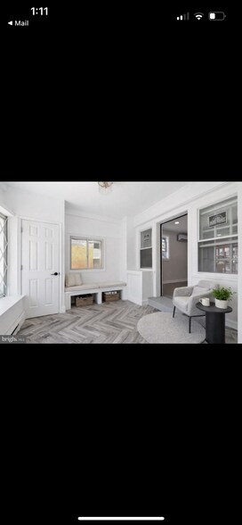 Building Photo - 2414 77th Ave