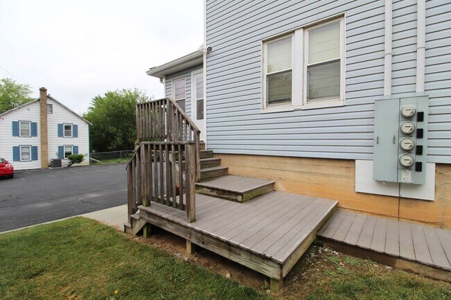 Building Photo - 1121 Shenandoah St
