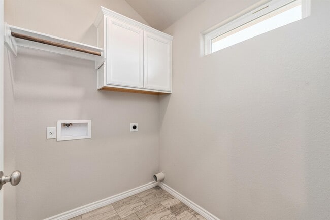 Building Photo - 3185 Normandy Way