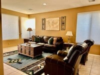 Building Photo - 1040 Crown Ridge Rd