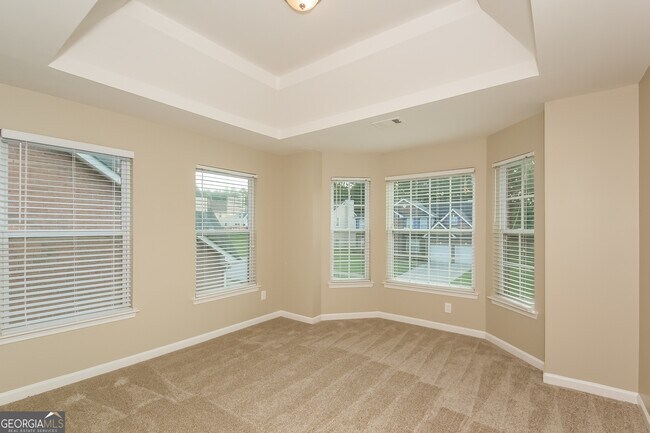 Building Photo - 6318 Shell Dr SW