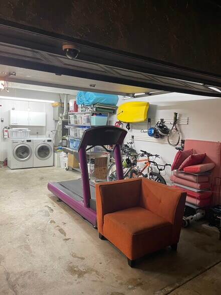 Building Photo - 19220 Index St